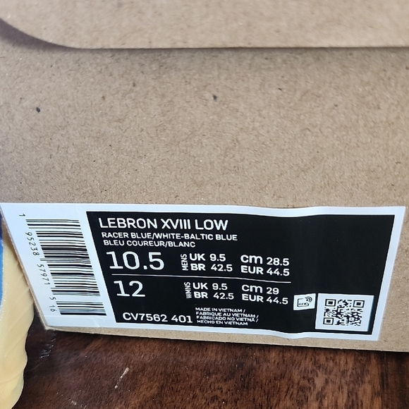 Nike Space Jam X LeBron 18 Low EP While E X Roadrunner 10.5 - Picture 12 of 12